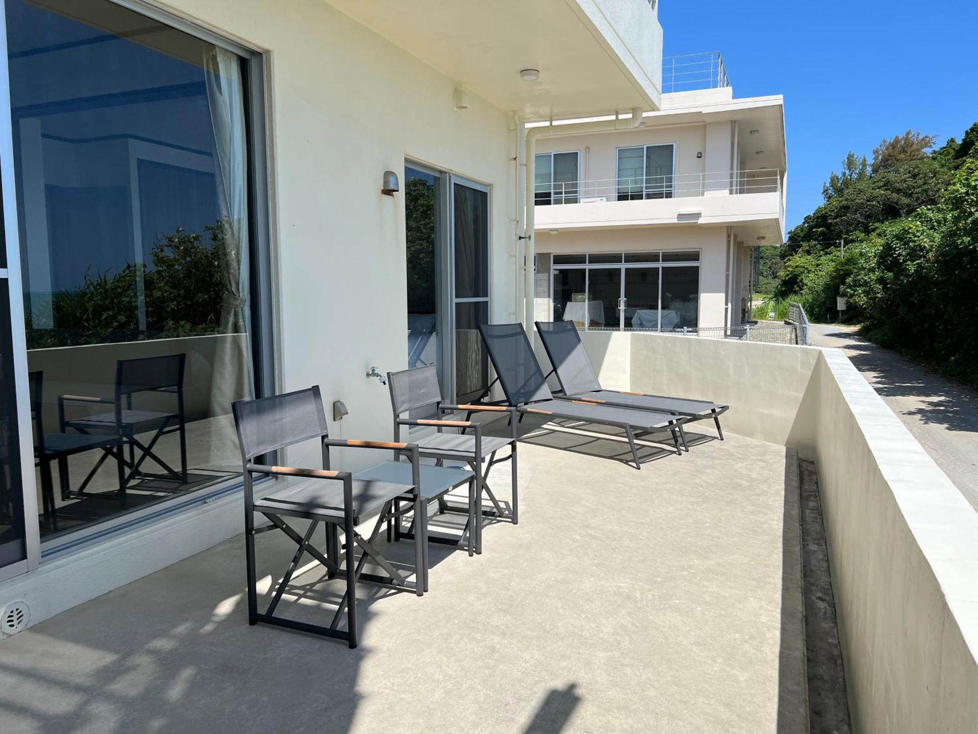 Ocean Front Sumuide Apartment Nago Ngoại thất bức ảnh