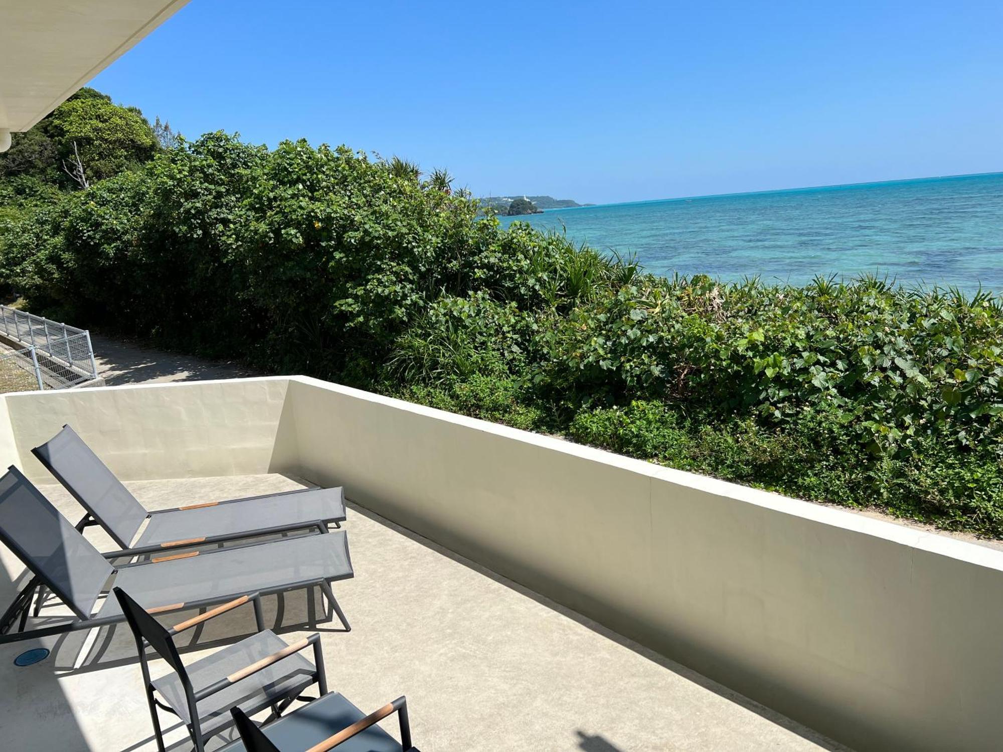 Ocean Front Sumuide Apartment Nago Ngoại thất bức ảnh