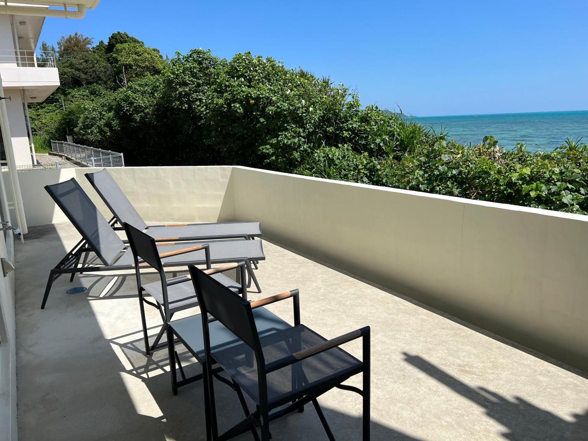 Ocean Front Sumuide Apartment Nago Ngoại thất bức ảnh